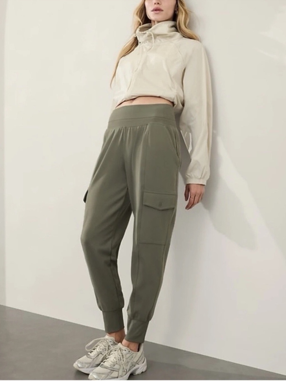 Athleta Venice High Rise Cargo Jogger Moss Green Casual Active Women’s Medium